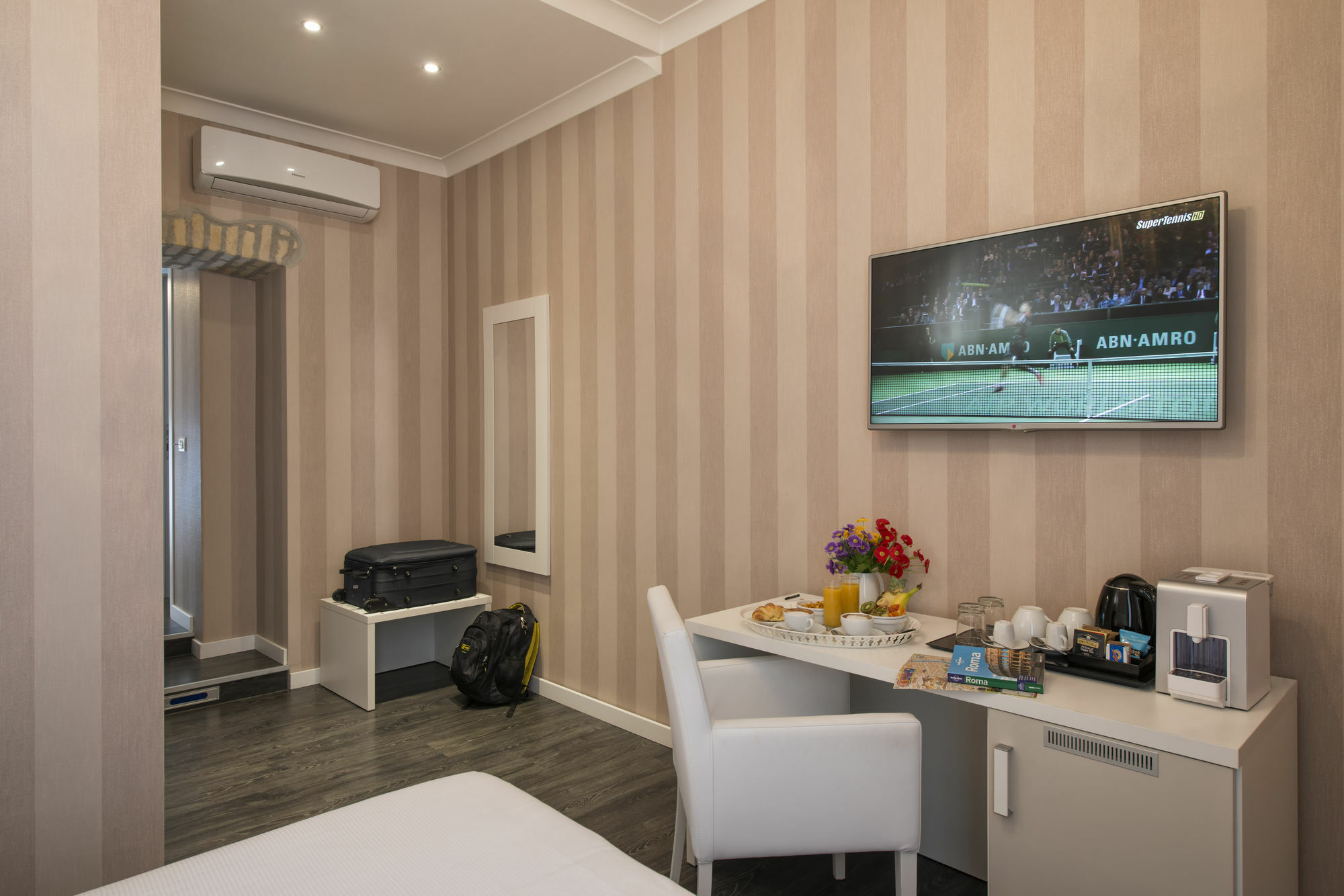 San Pietro Suites Roma Exterior foto